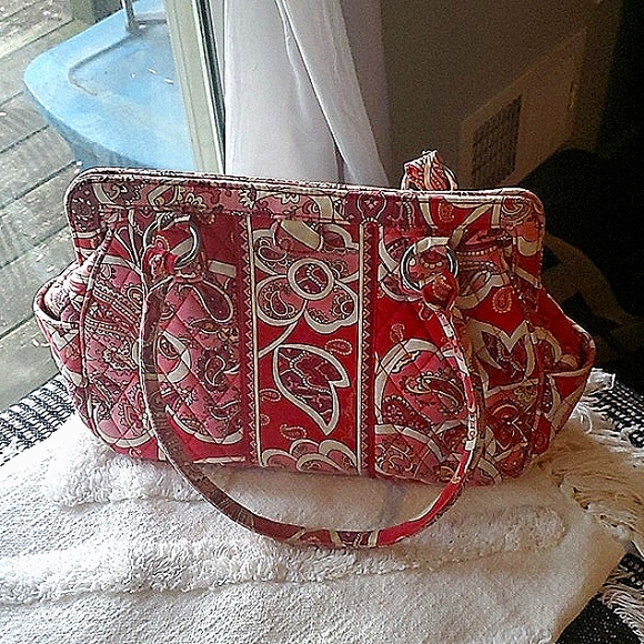 Vera Bradley Vintage Bag Rosie Posie Collection - Picture 11 of 11